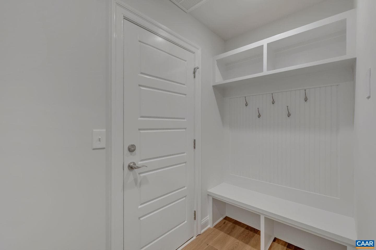 5481 Golf Dr photo 22