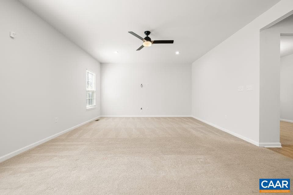 4400 Sunset Dr photo 11