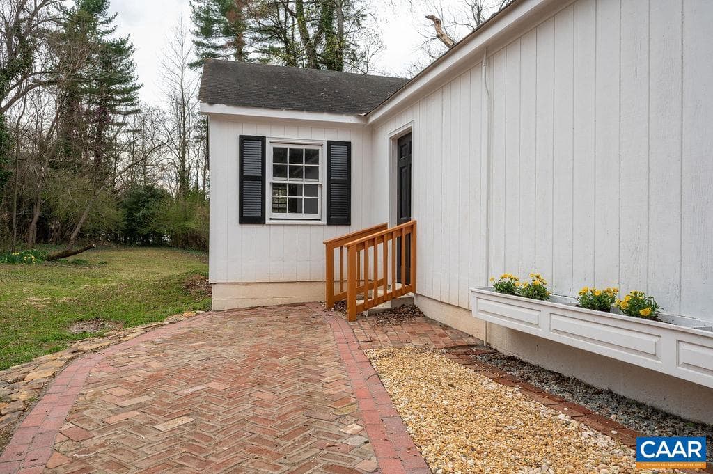 1702 Rugby Ave photo 26