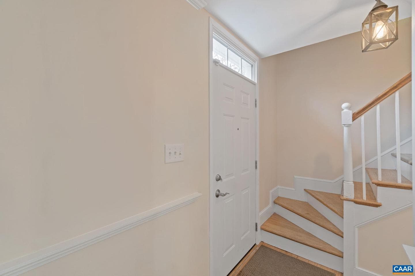 1721 Solomon Rd photo 4
