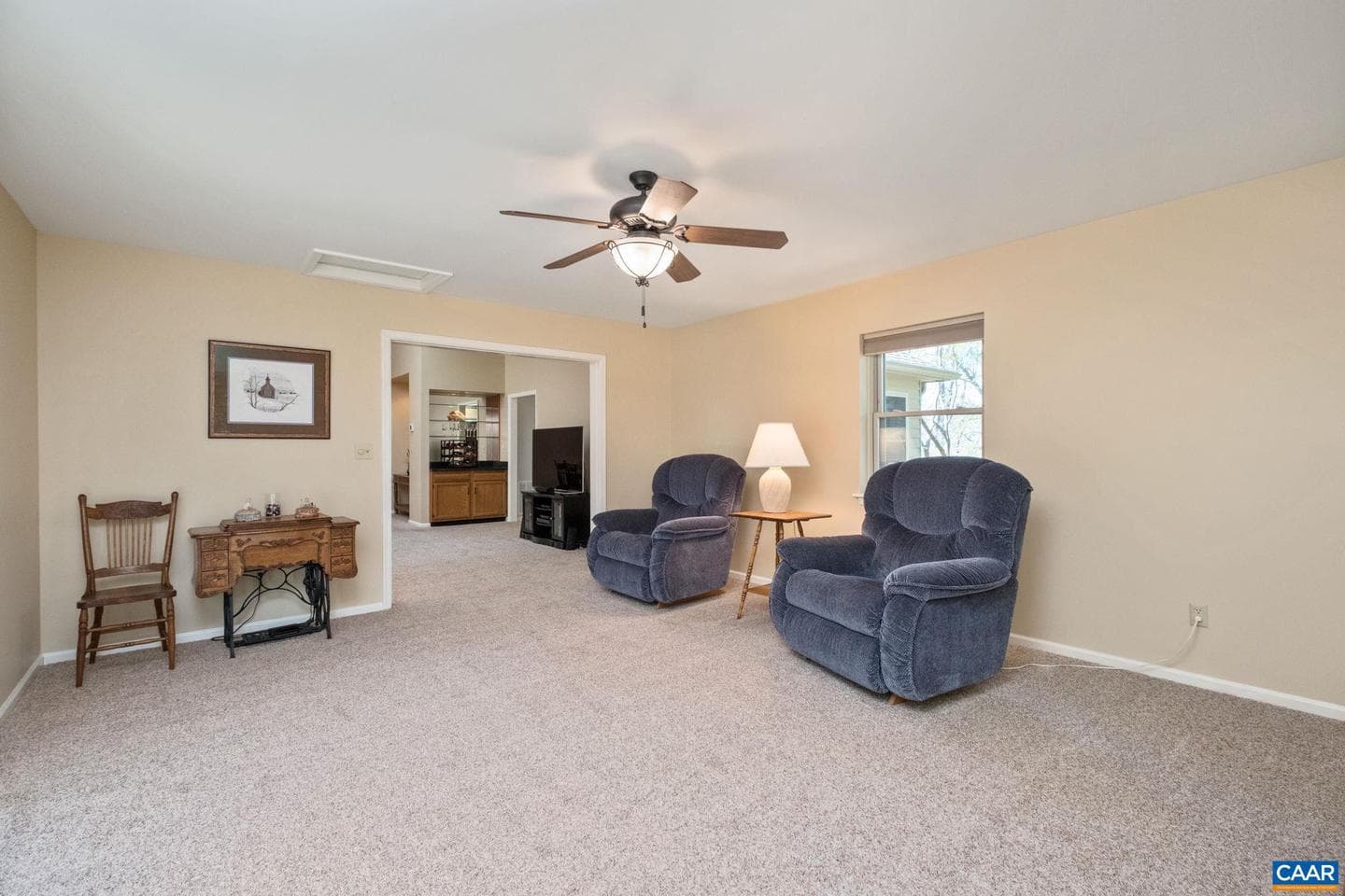 240 Homestead Ln photo 14