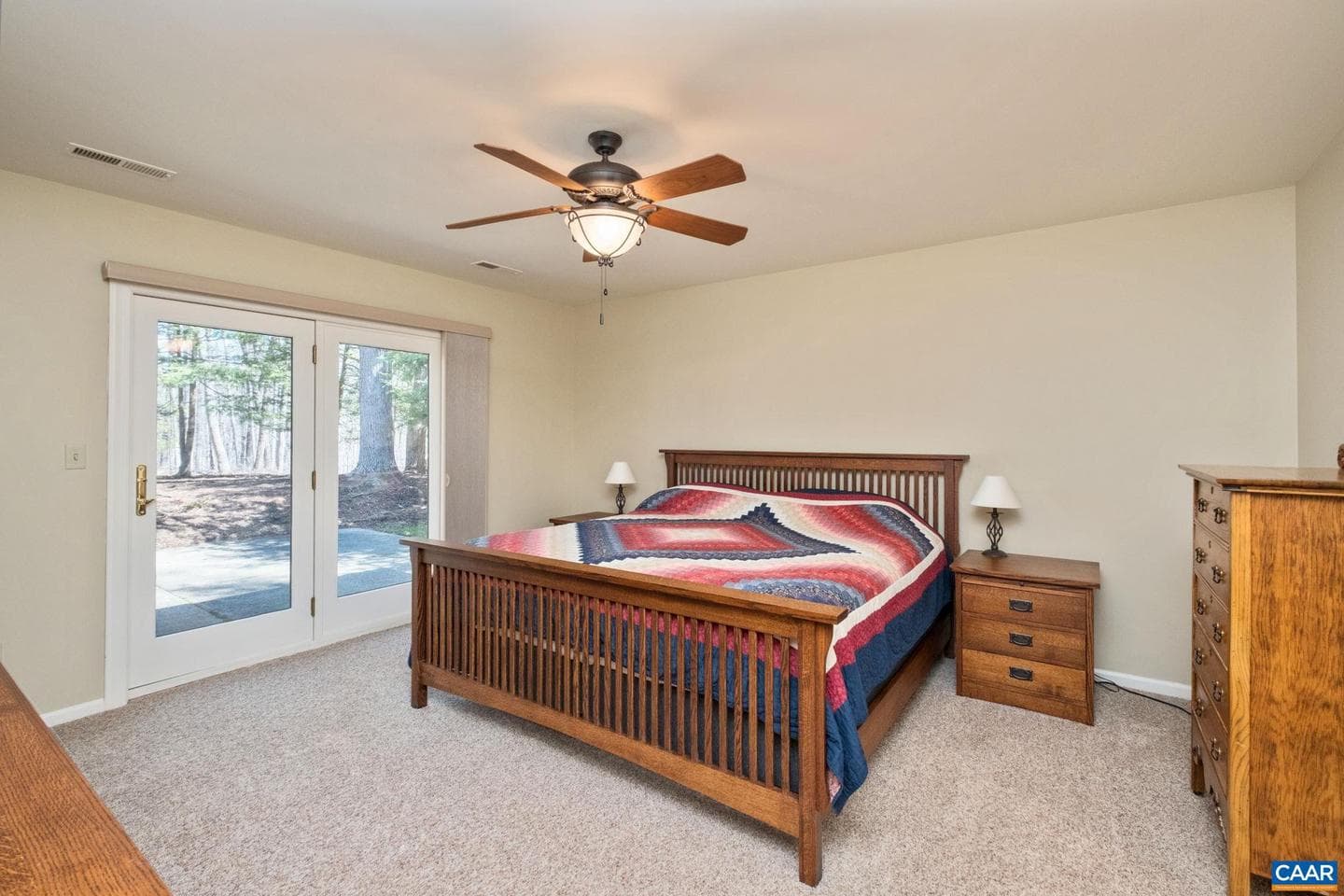 240 Homestead Ln photo 16