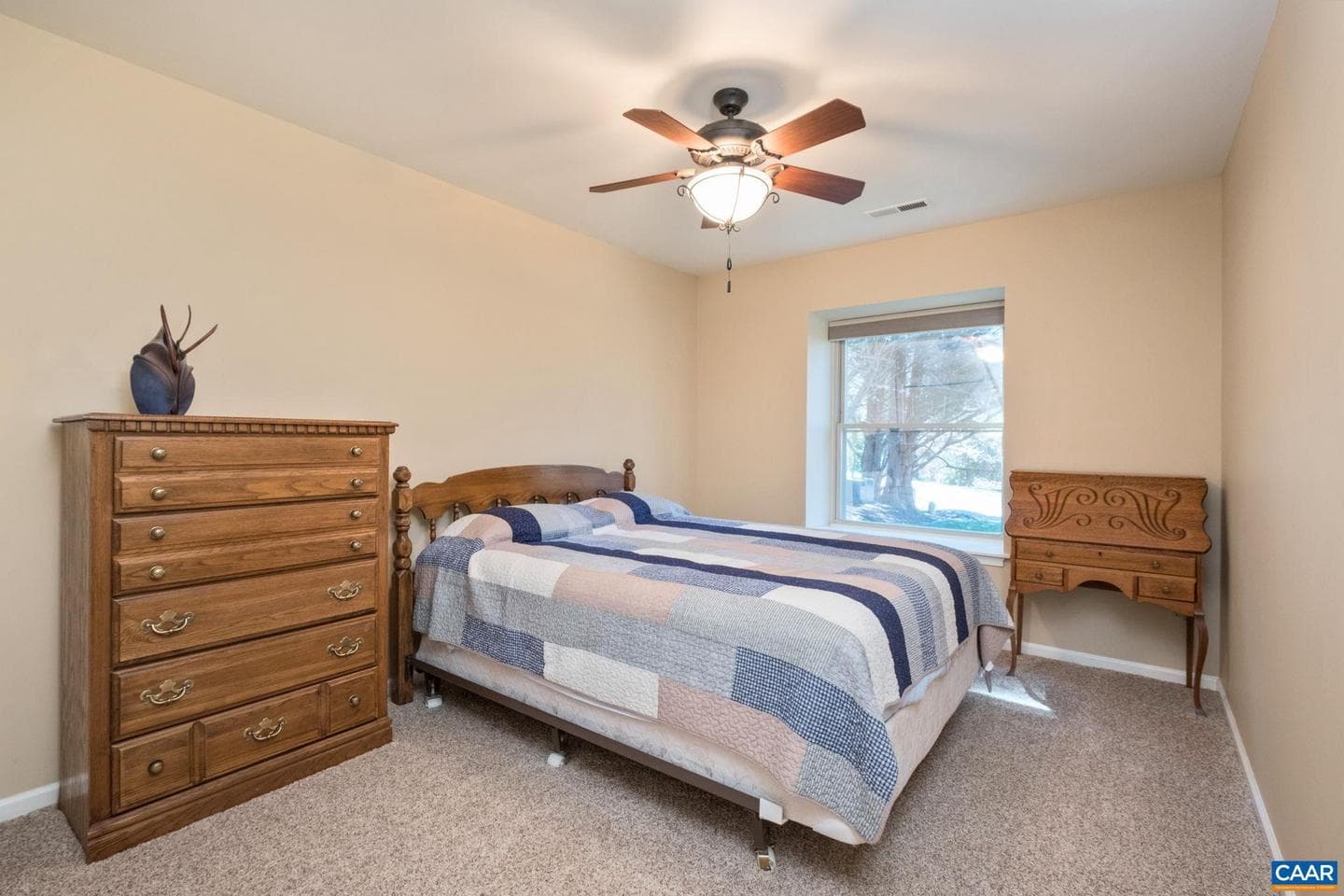 240 Homestead Ln photo 23