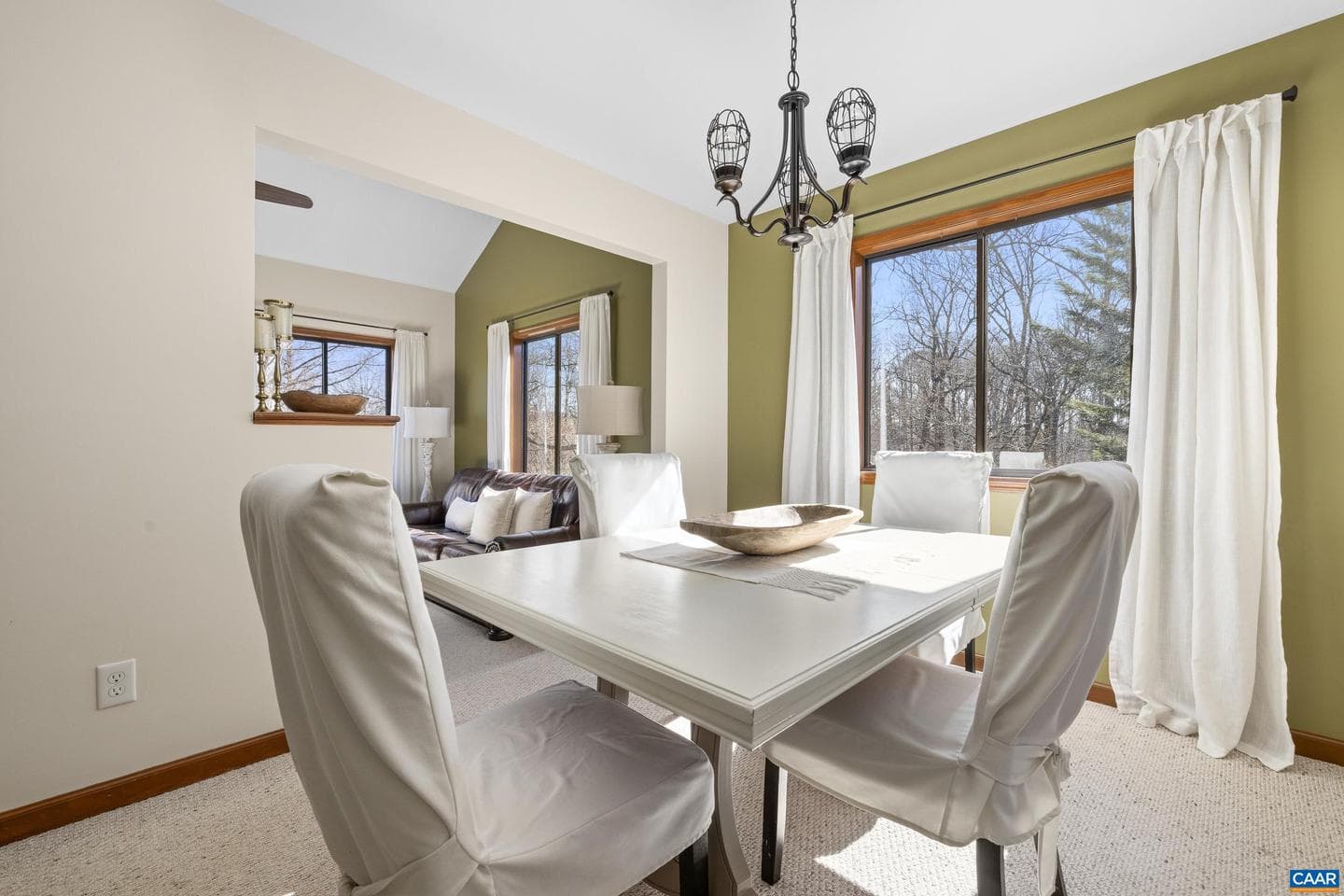 5485 Jamestown Ct photo 18