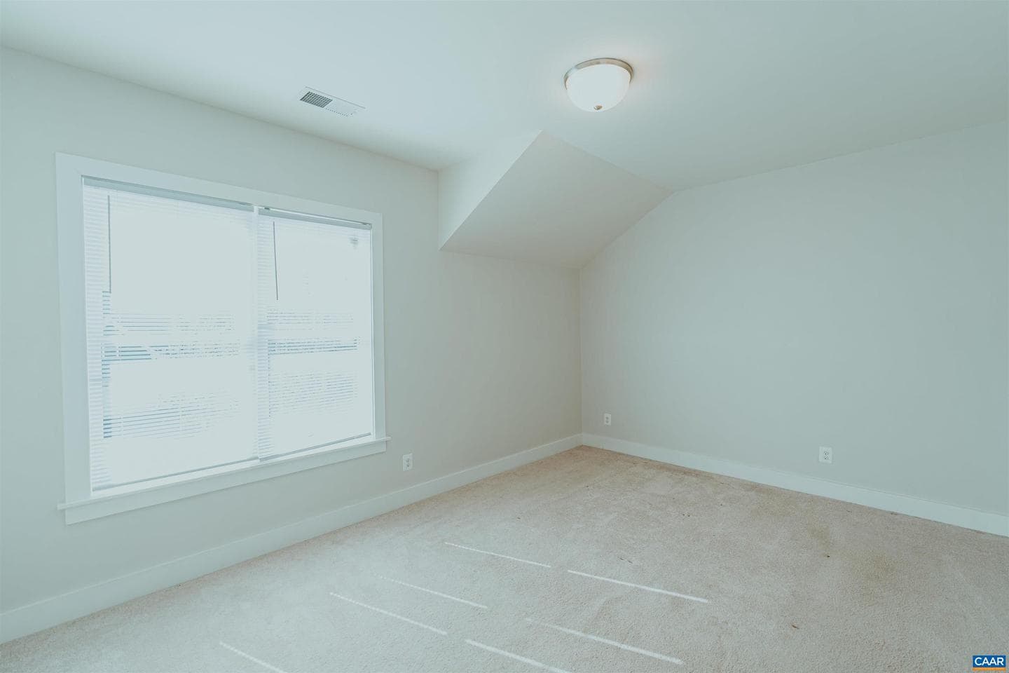 528 Trailside Dr photo 25