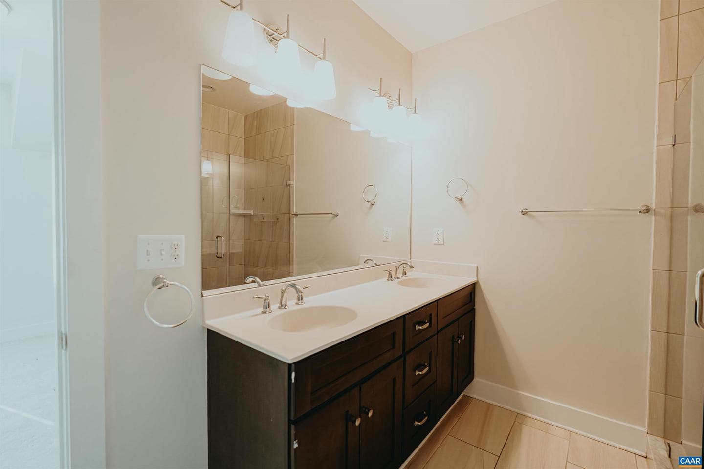 528 Trailside Dr photo 28
