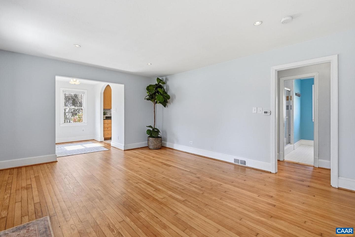 1641 Cherry Ave photo 7