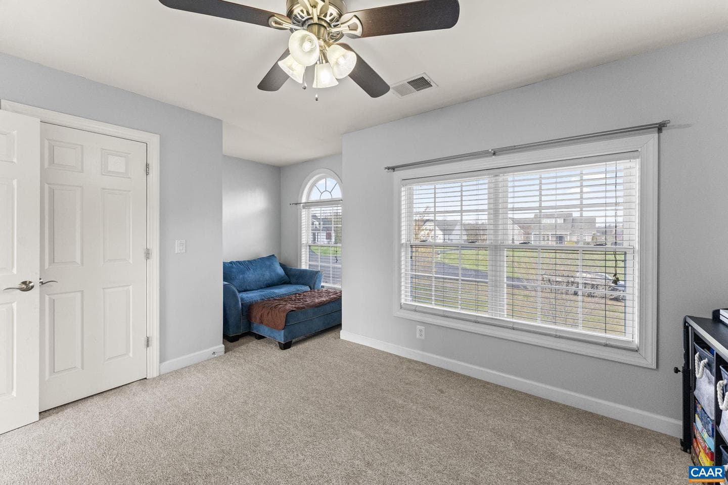 12 Longford Dr photo 34