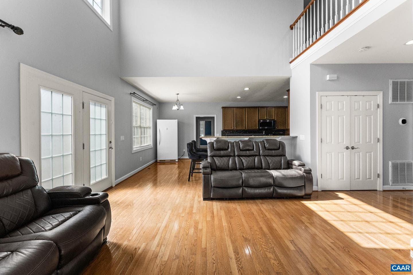 12 Longford Dr photo 9