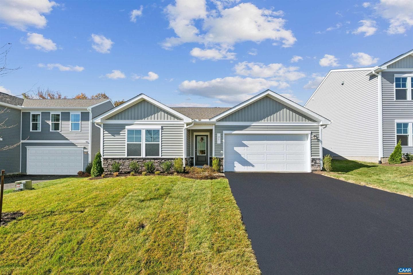 397 Horse Path Dr #177, Charlottesville