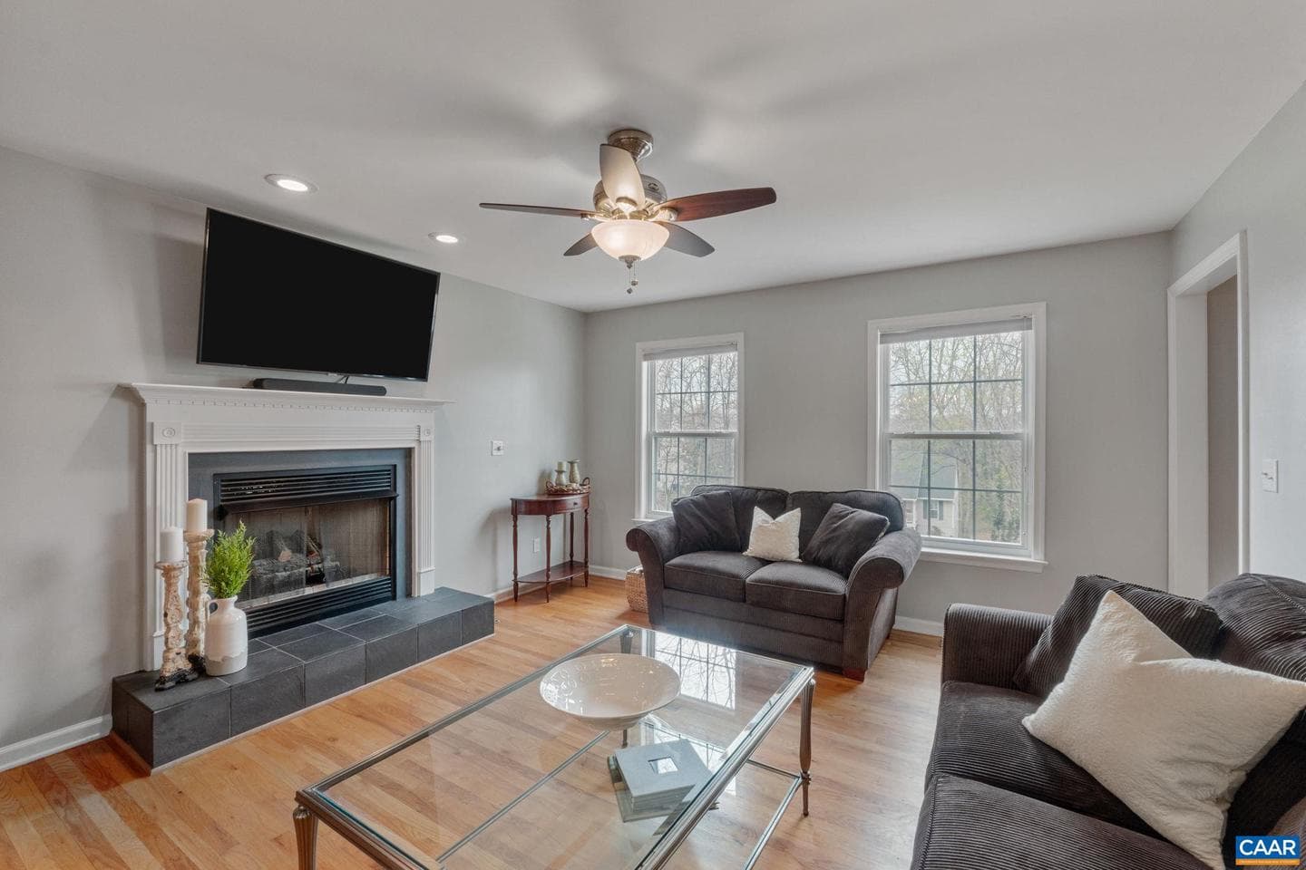 1767 Honeysuckle Ln photo 6