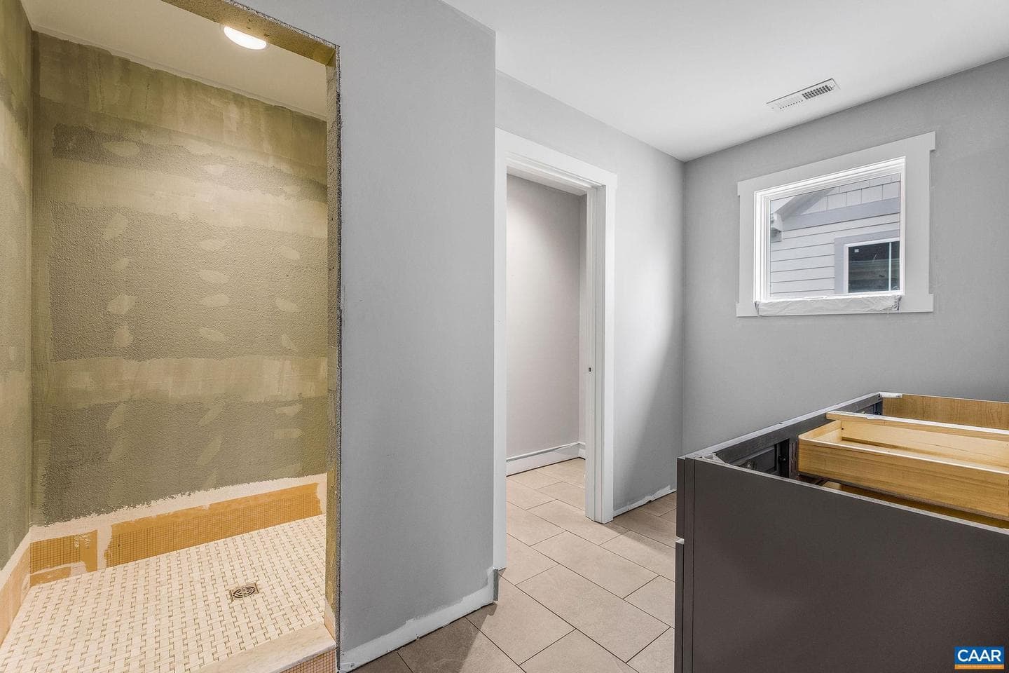 448 Nicholson St photo 22