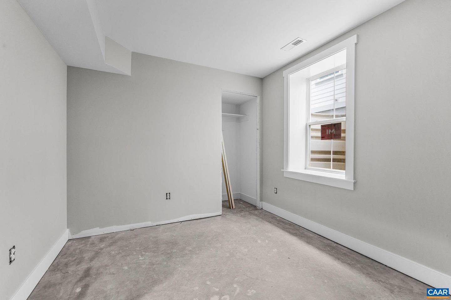 448 Nicholson St photo 26