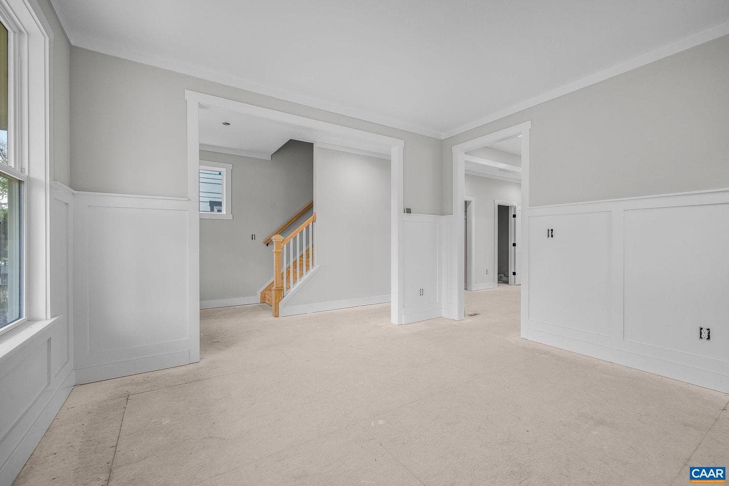 448 Nicholson St photo 6