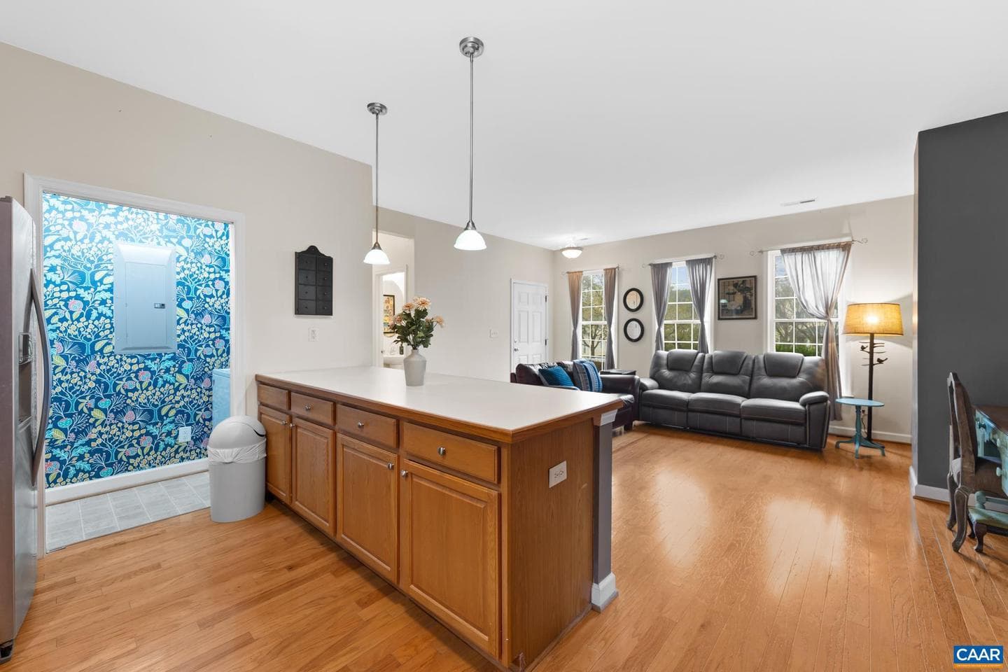5442 Hill Top St photo 12