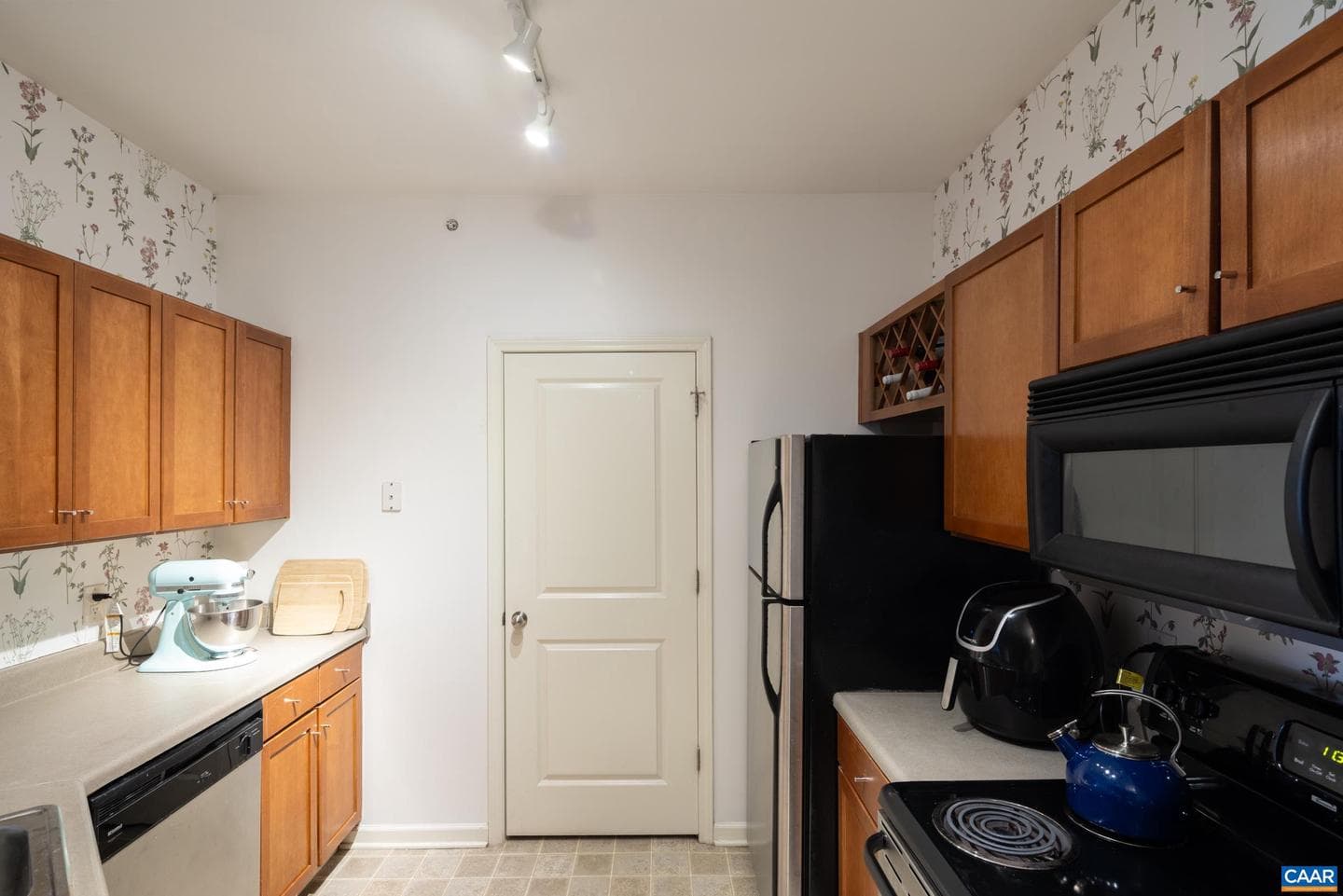 750 Walker Sq #3d photo 9