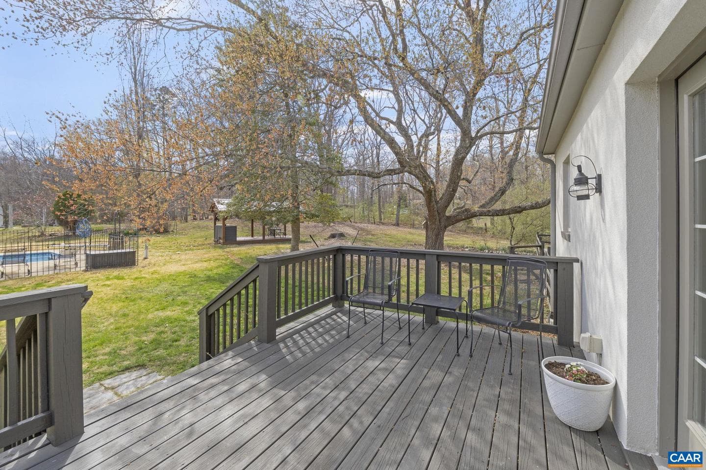 4939 Richmond Rd photo 33