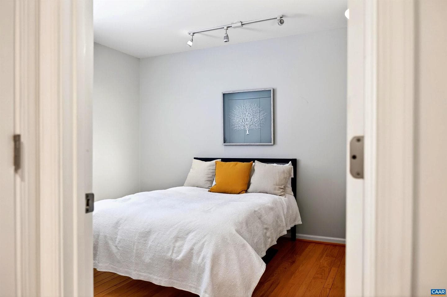 102 Slate Pl photo 21