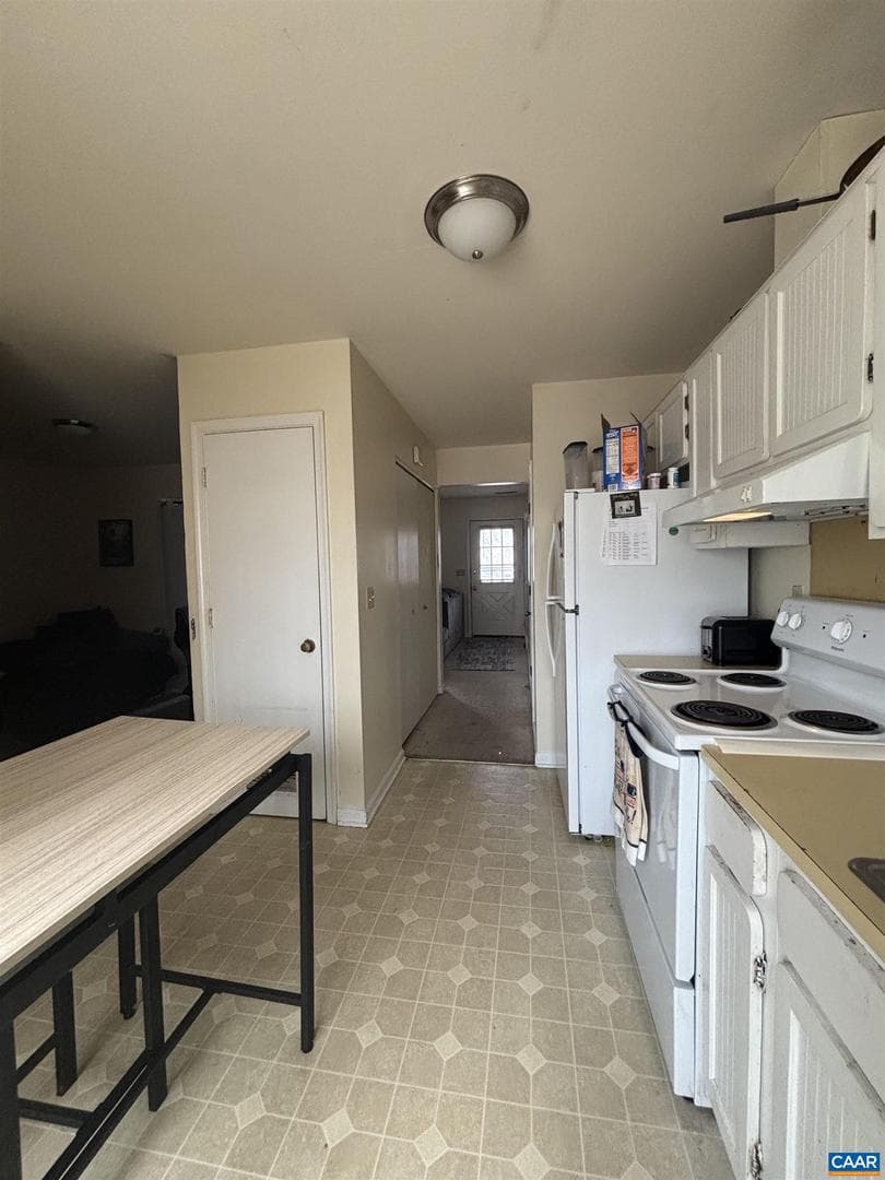 1602 Townwood Ct photo 8