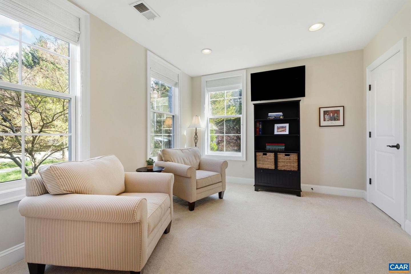 506 Tulip Tree Ct photo 7