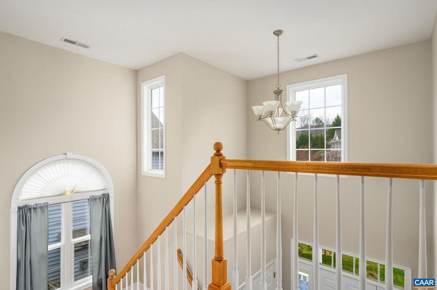 1156 Foxvale Ln photo 16