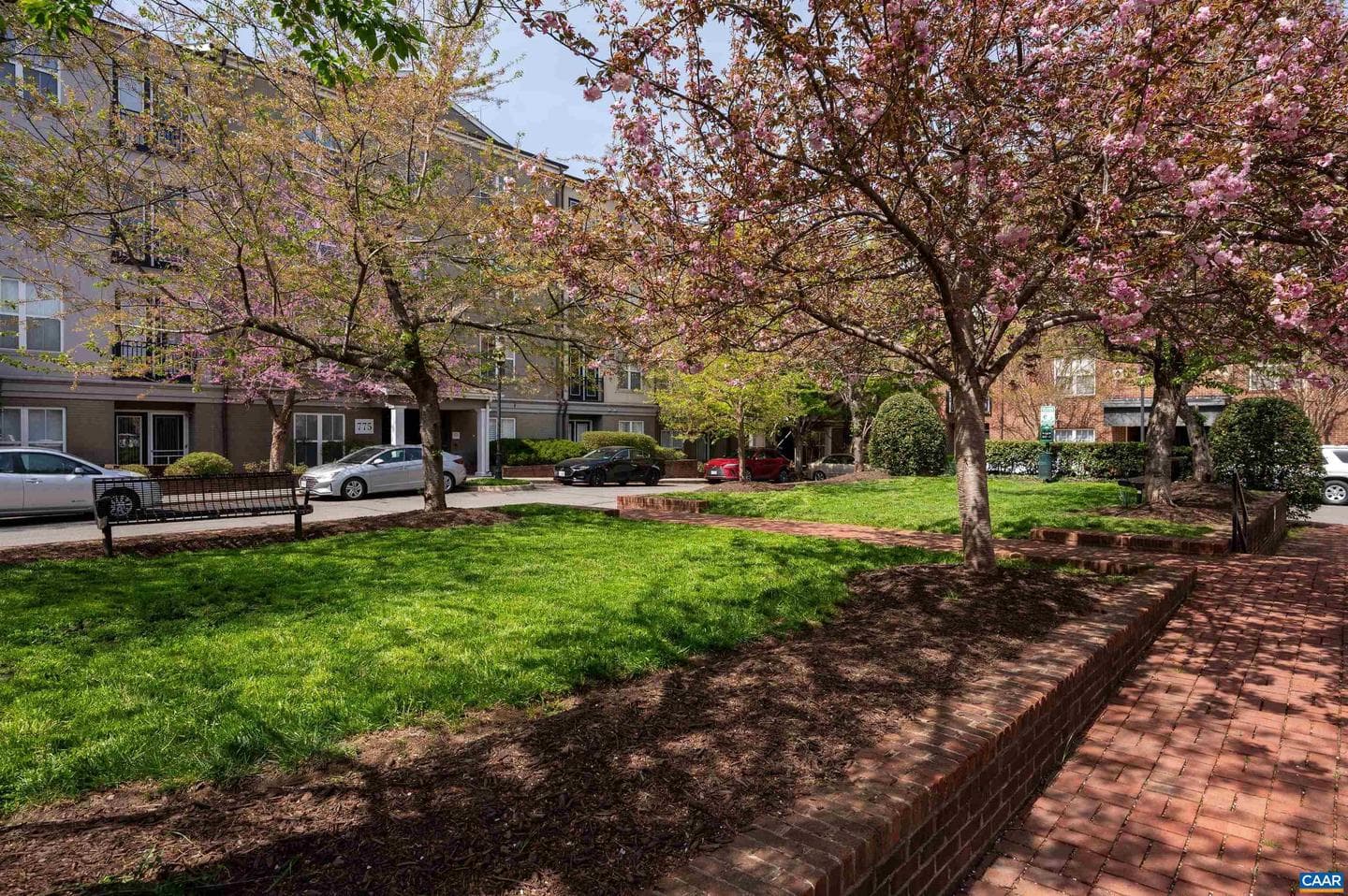 735 Walker Sq #2a photo 15