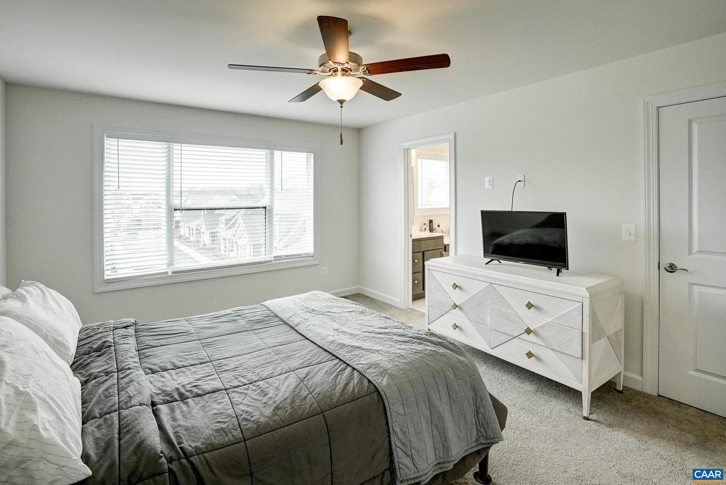 916 Orion Ln photo 22