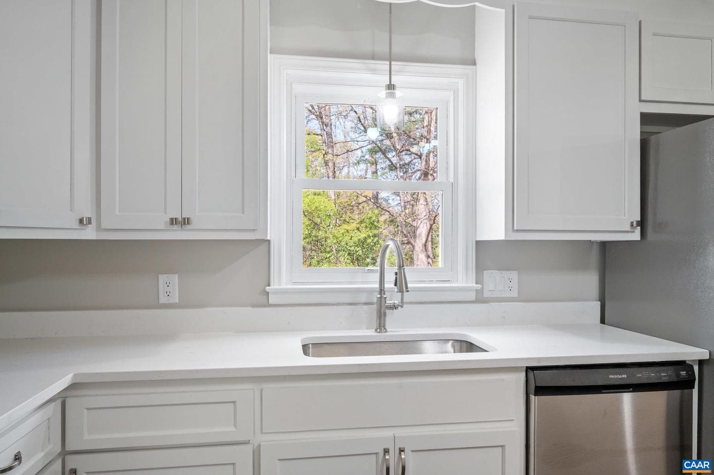 6709 Spring Hill Rd photo 14