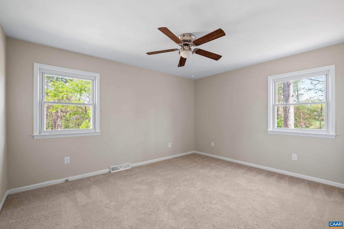 6709 Spring Hill Rd photo 15
