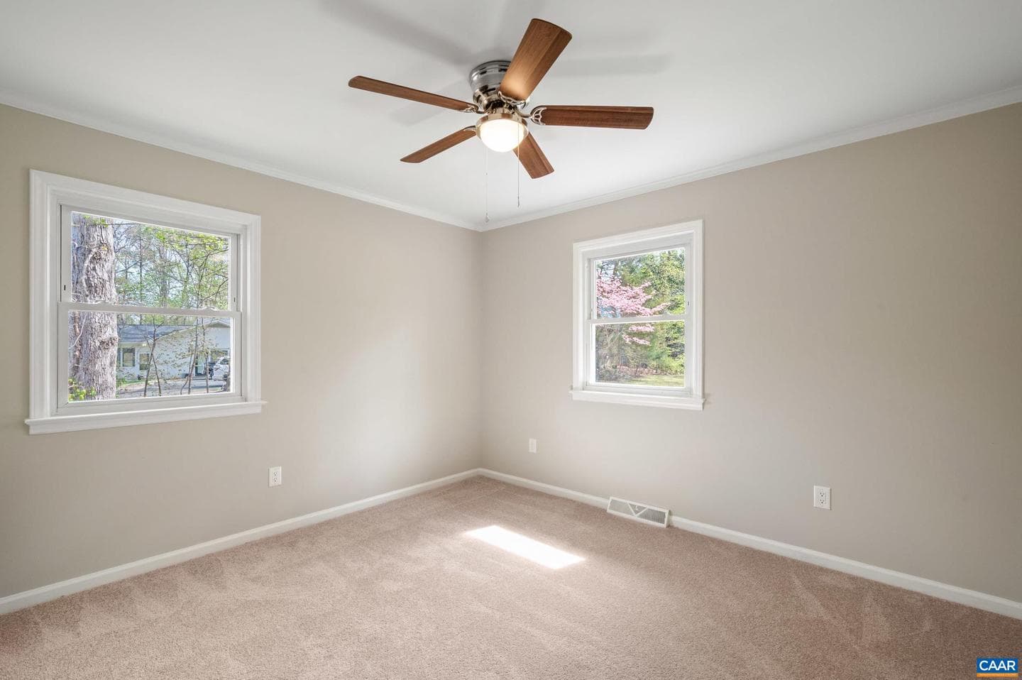 6709 Spring Hill Rd photo 20