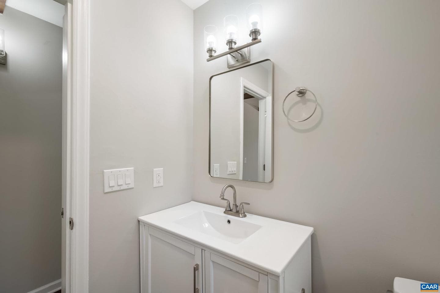 6709 Spring Hill Rd photo 26