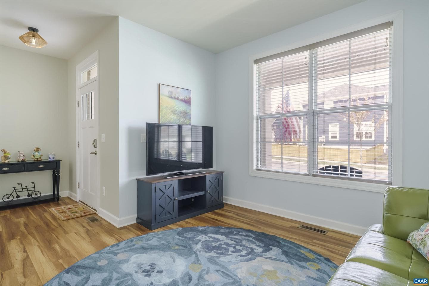 336 Bishopgate Ln photo 5