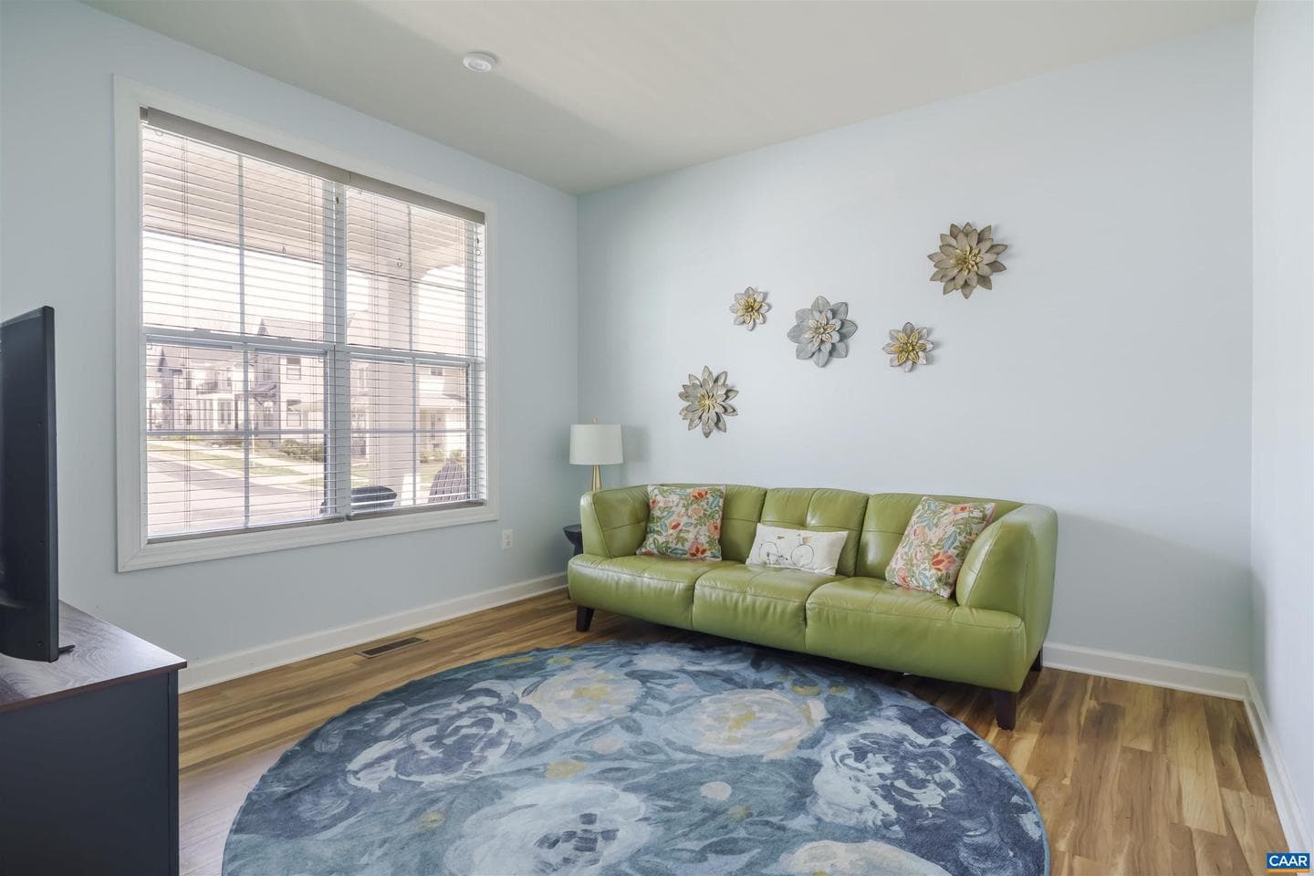 336 Bishopgate Ln photo 6