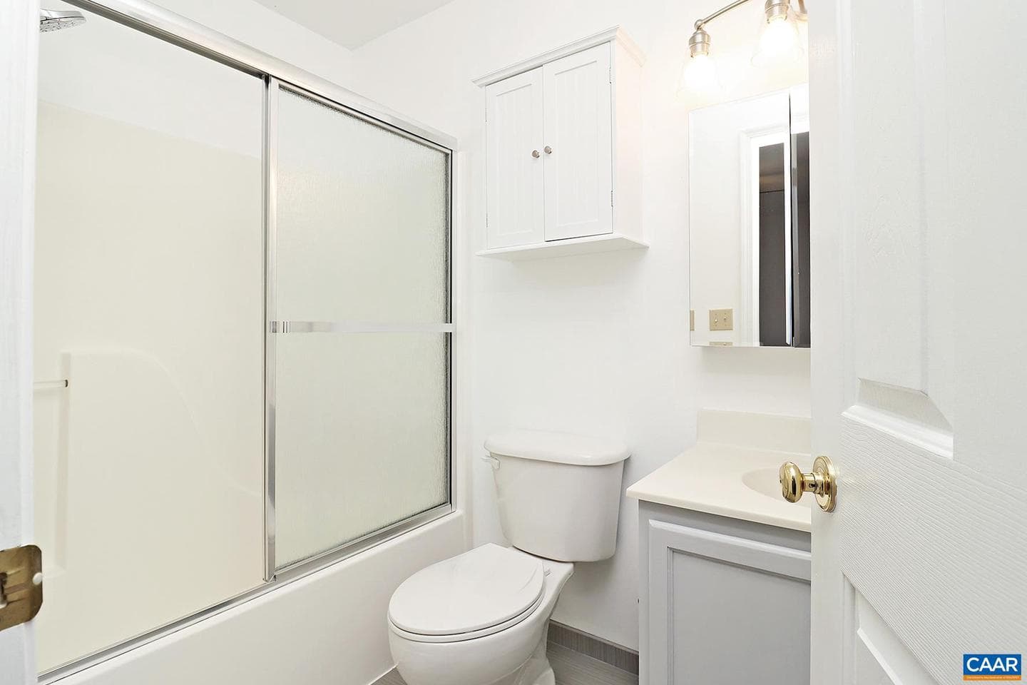 118 Hartford Ct photo 9