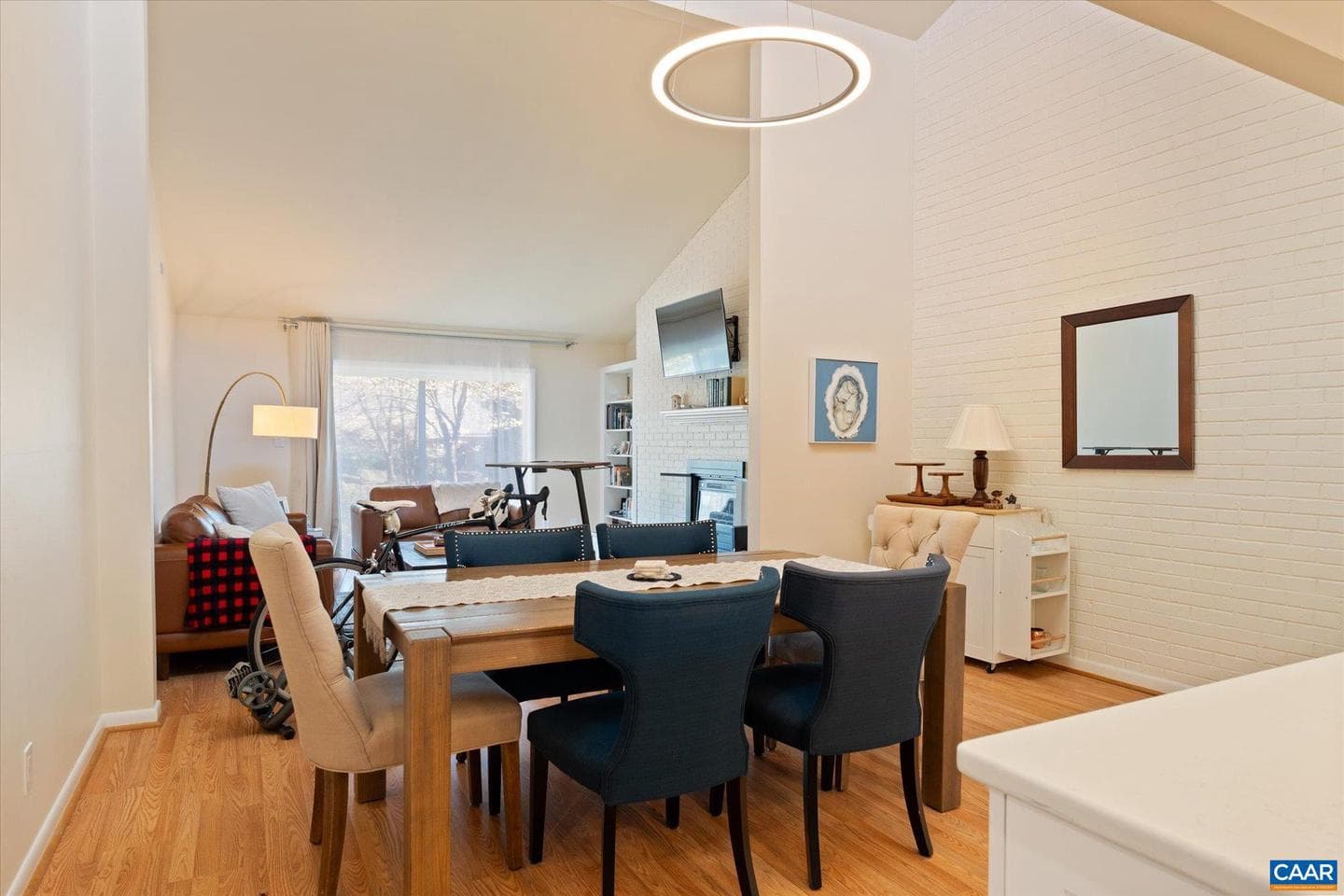 326 Harvest Dr photo 10