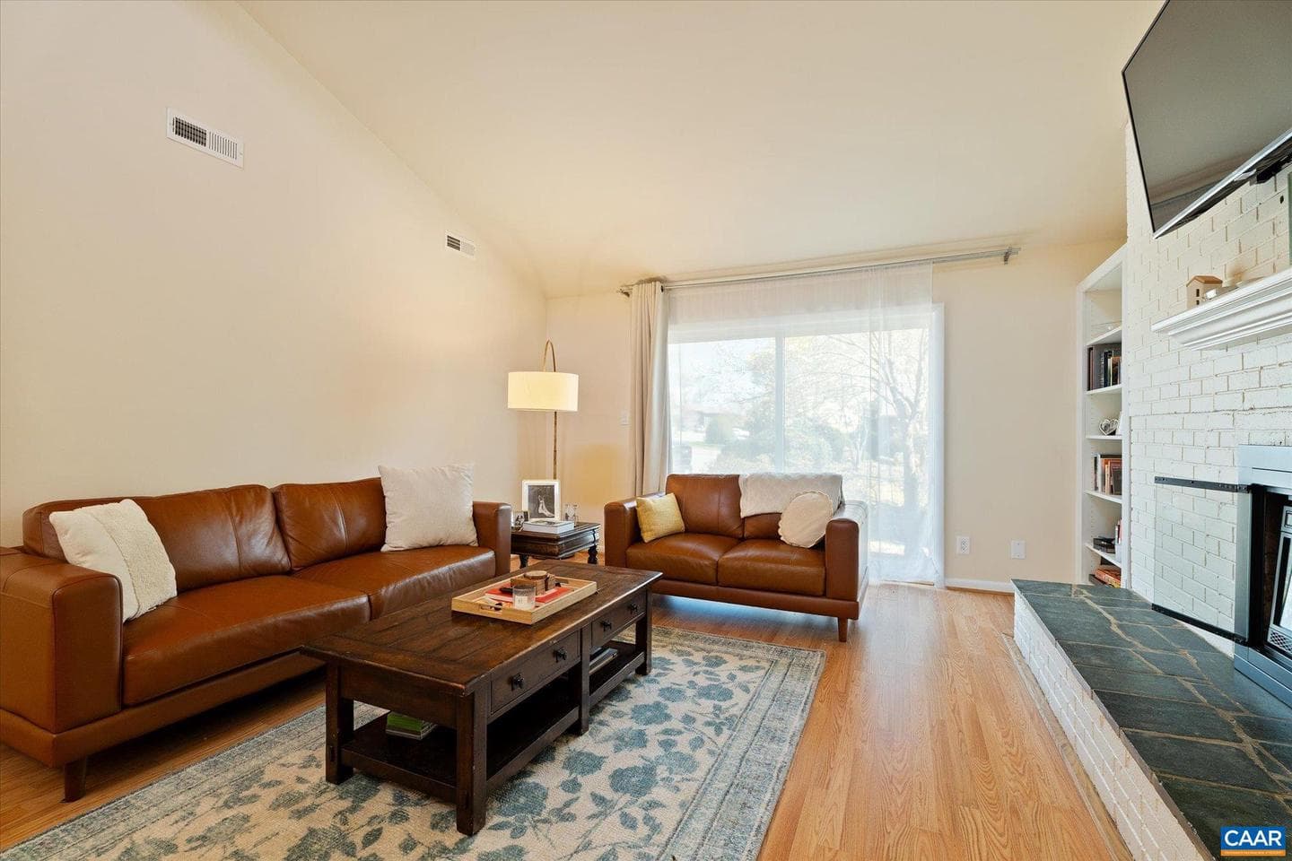 326 Harvest Dr photo 12