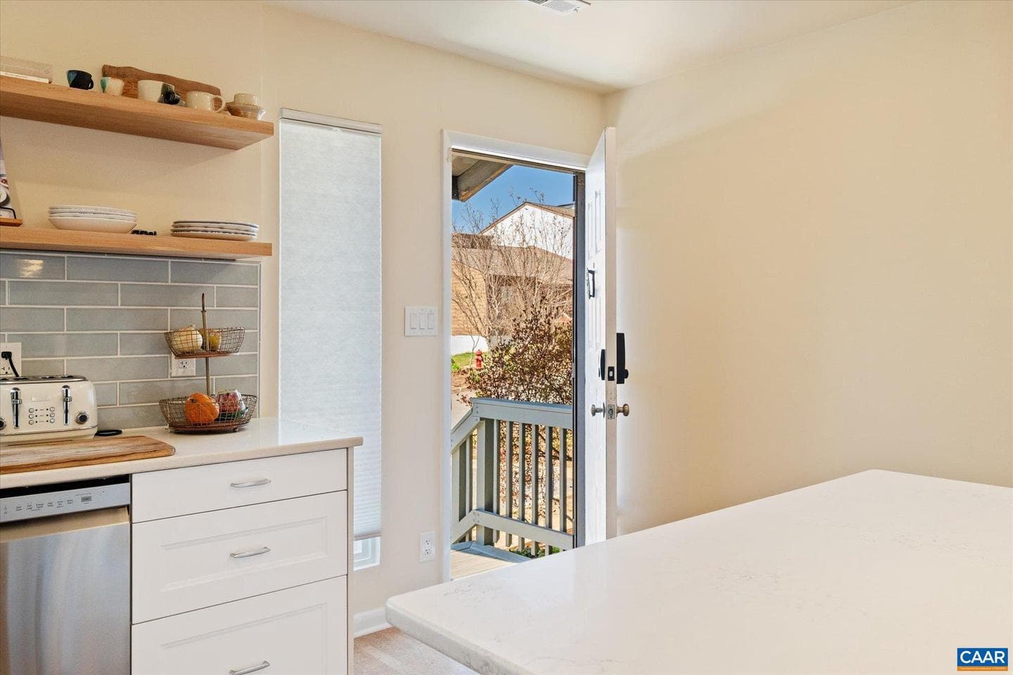 326 Harvest Dr photo 5