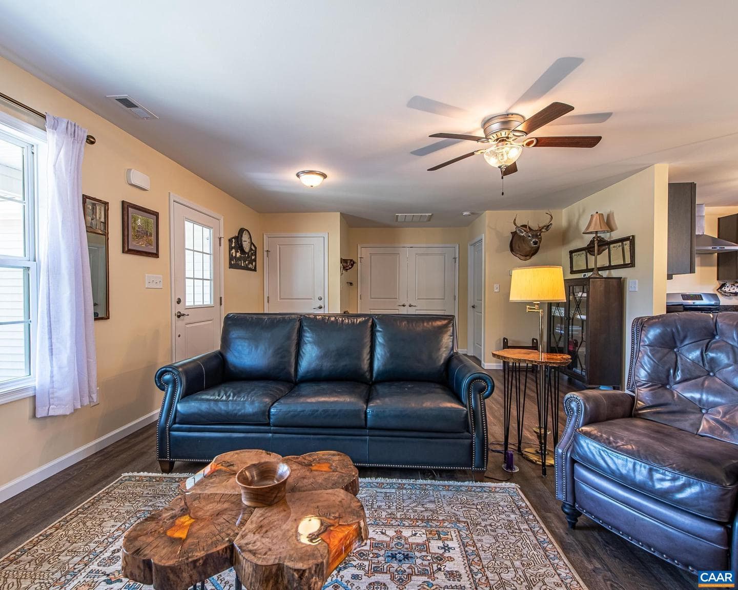 186 Rosewood Dr photo 4
