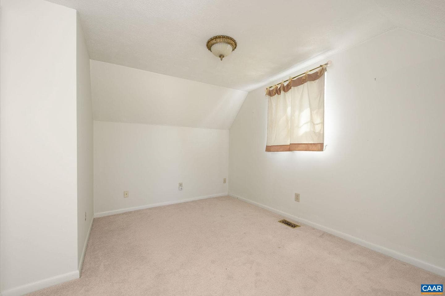 1655 Redwing Ln photo 26