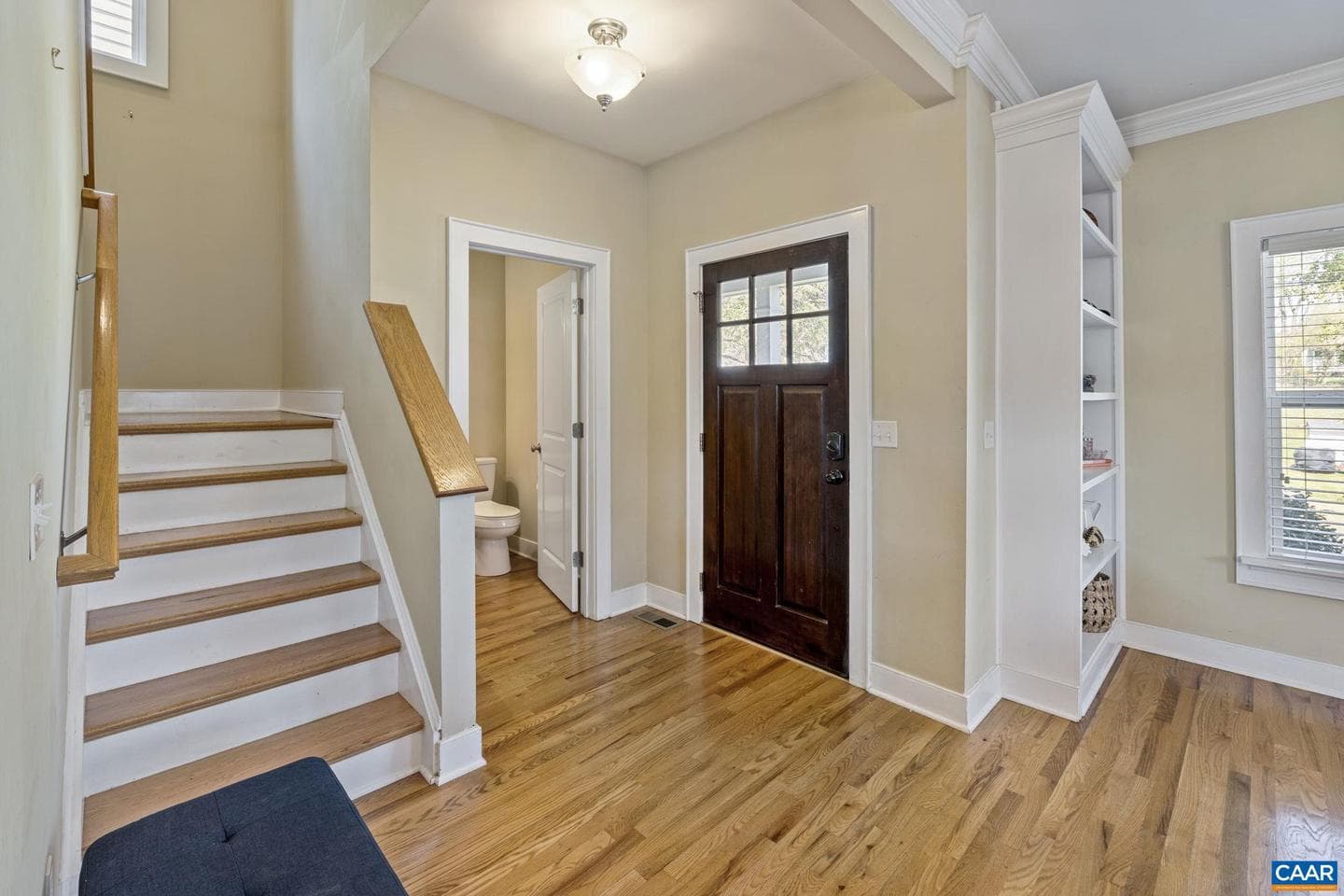 904 Rockland Ave photo 4