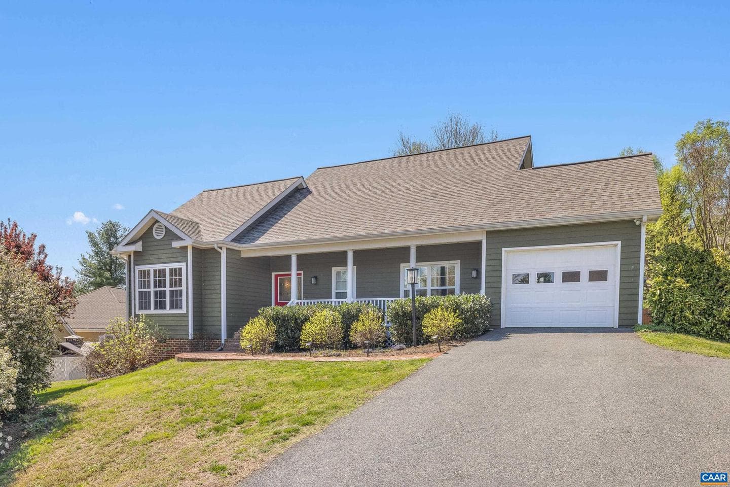 1110 Highlands Dr