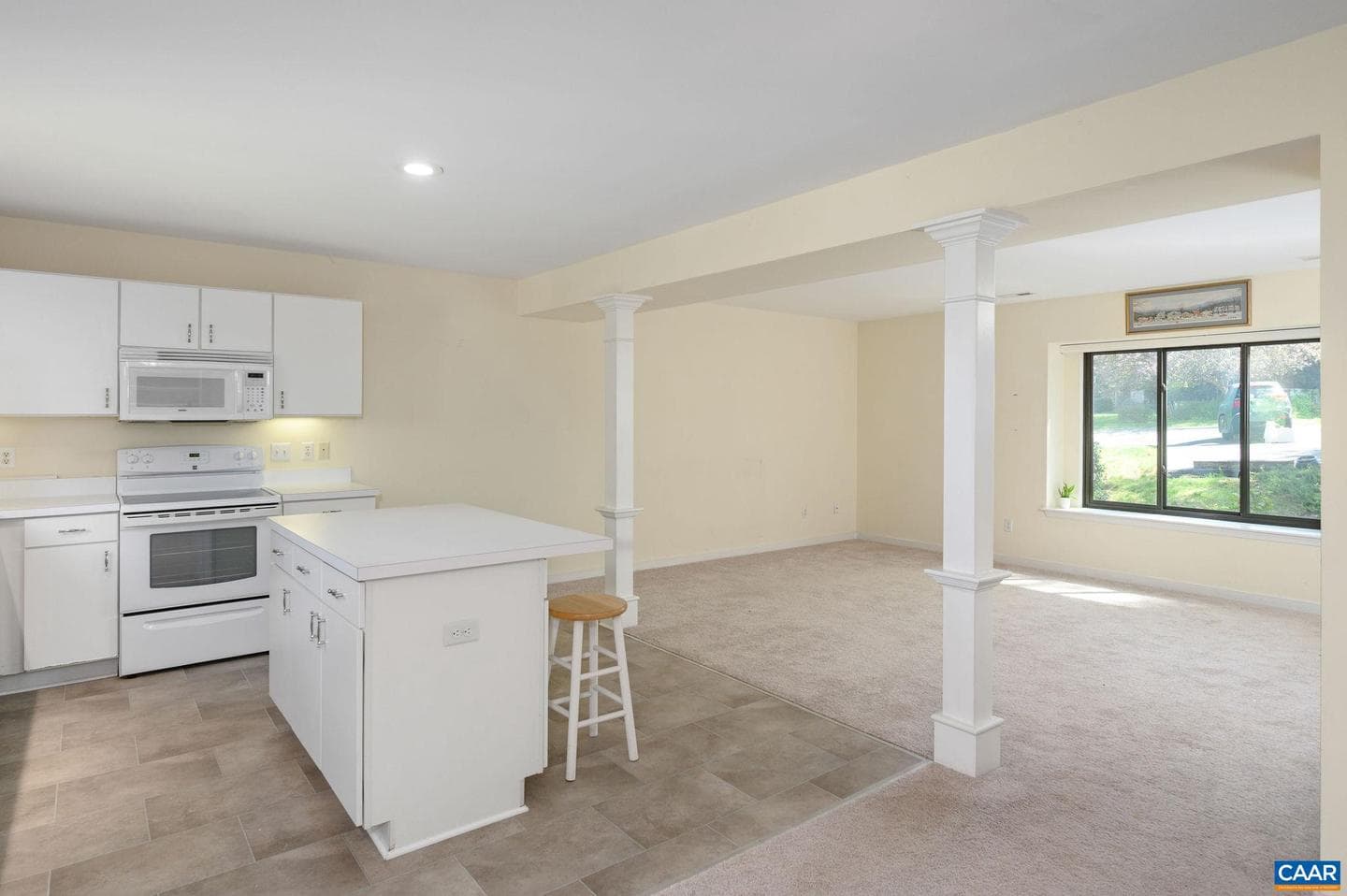 1294 Millpond Rd photo 6