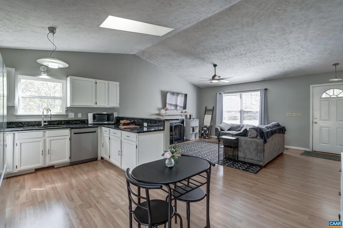 15 Austin Dr photo 13