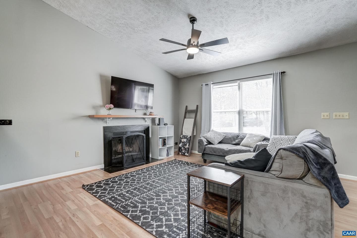 15 Austin Dr photo 5