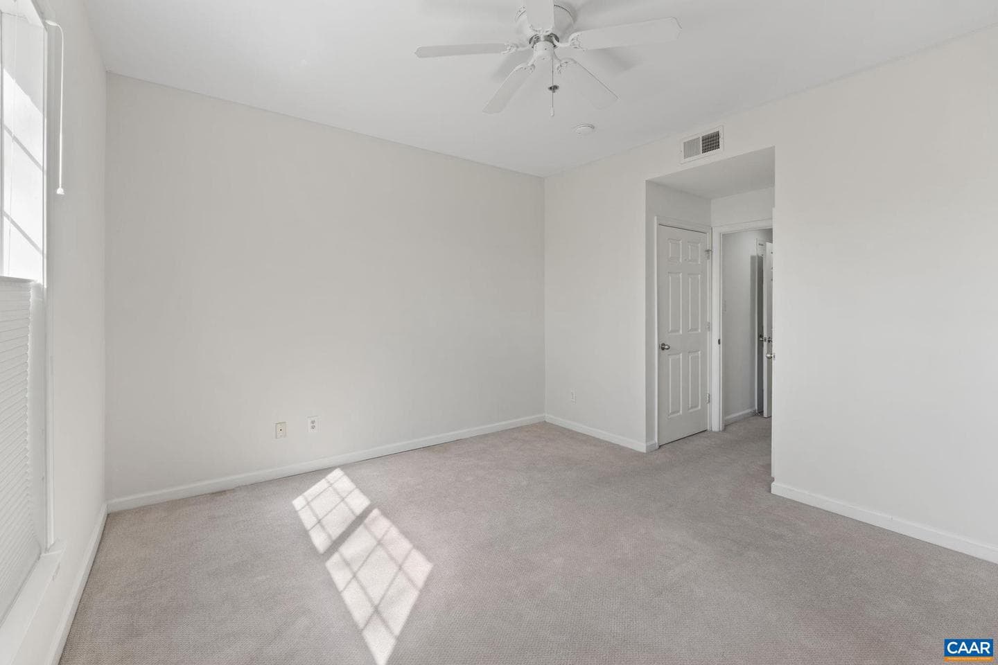 280 Riverbend Dr #1e photo 19