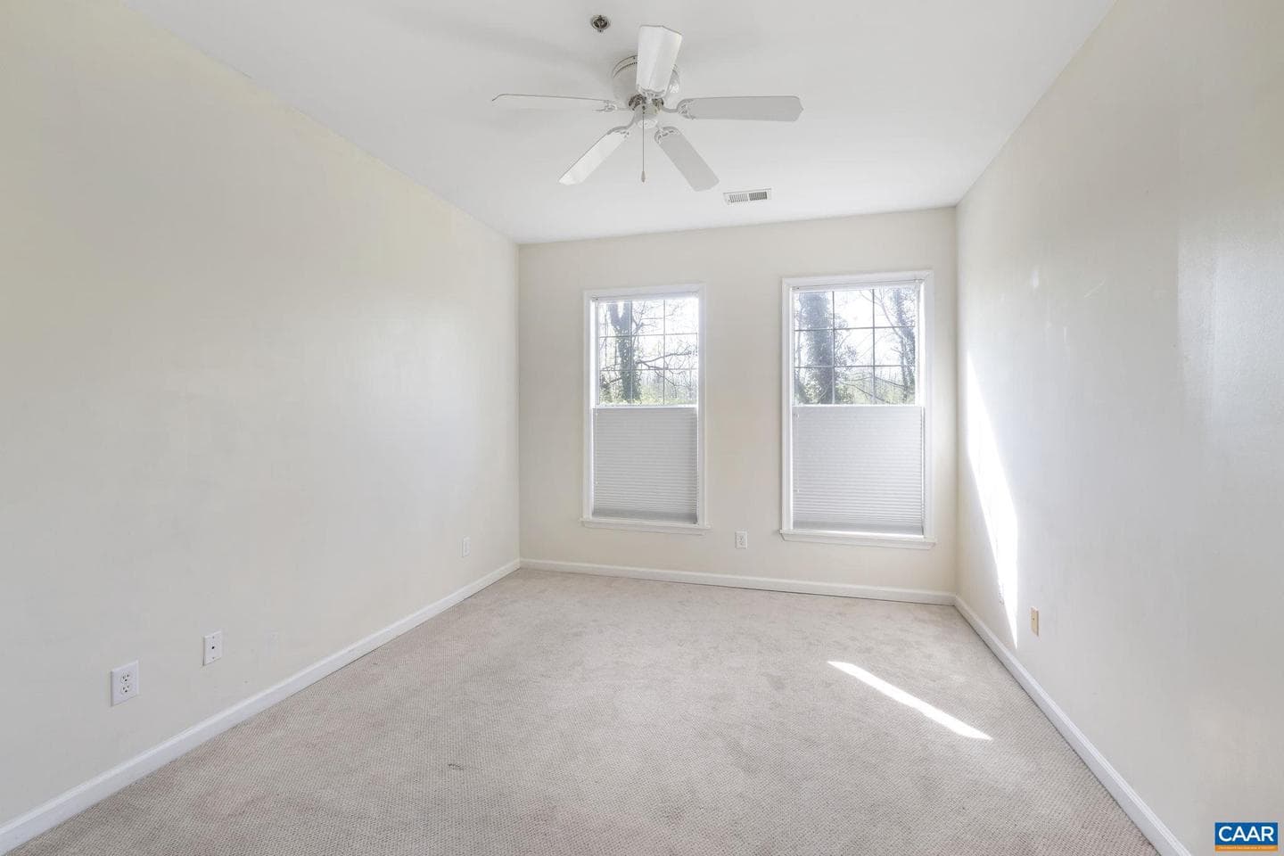 280 Riverbend Dr #1e photo 25