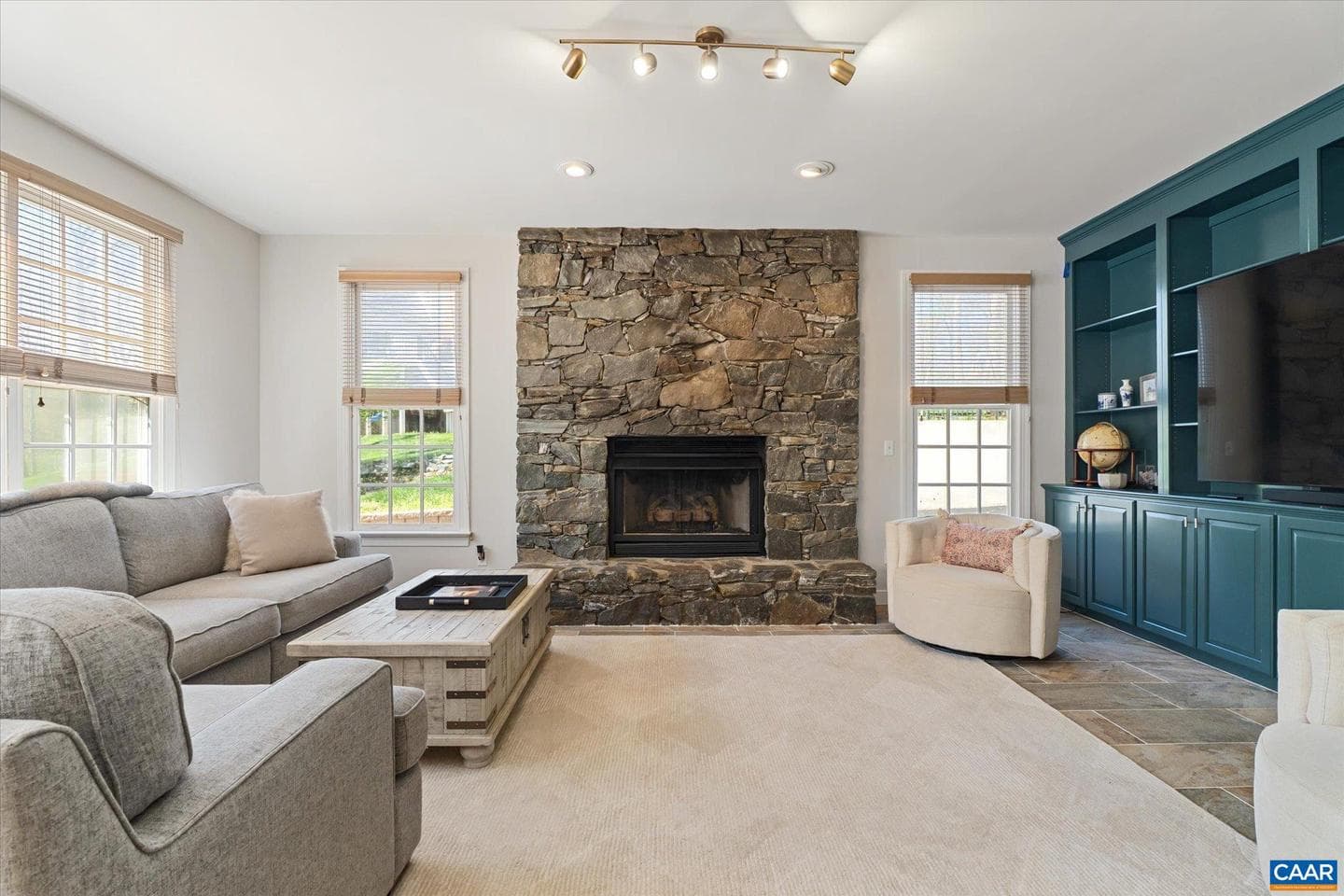 3255 Avebury Ln photo 29