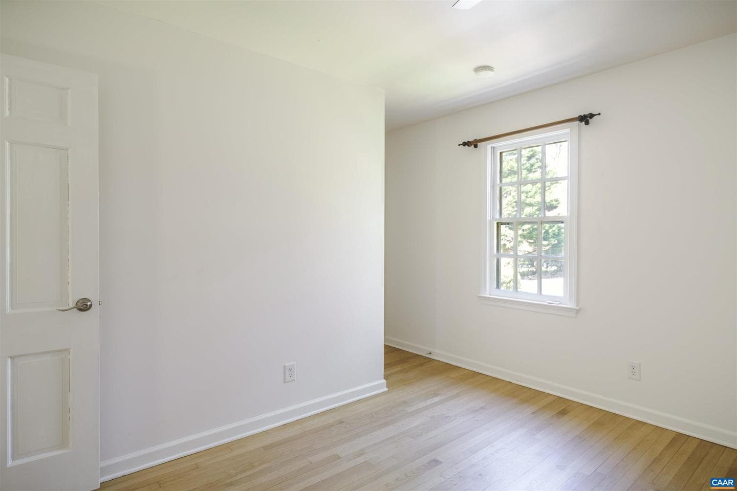 104 Smithfield Ct photo 40
