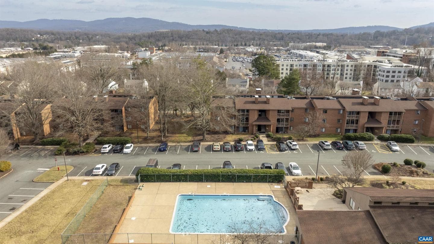 114 Turtle Creek Rd #1 photo 18