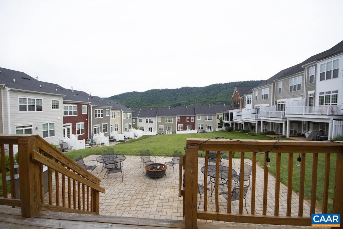 2720 Avinity Ln photo 32